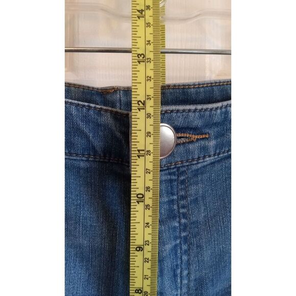 Christopher and Banks Women's High Rise Crop Jeans Size 12 - Picture 6 of 6